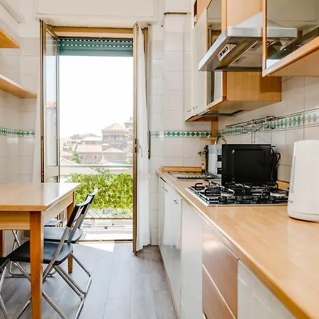 Apartment Shortmi Balilla
